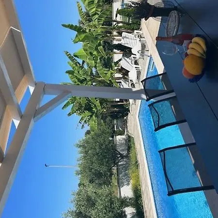 Luana With Private Pool In Beautiful