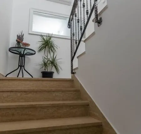 Villa Luana With Private Pool In Beautiful Rovinj