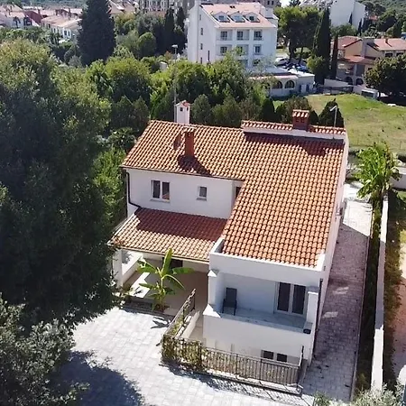 Luana With Private Pool In Beautiful