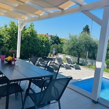 Luana With Private Pool In Beautiful Вилла Ровинь
